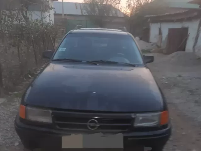 Opel Astra F 1, avtobaza.tj