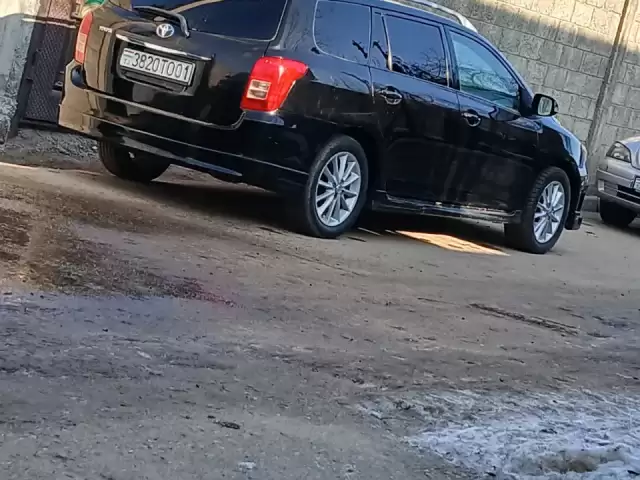 Toyota Fielder, 2008 1, avtobaza.tj