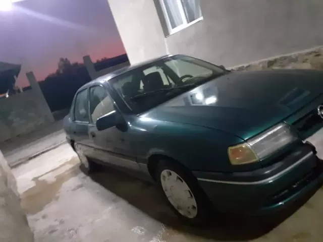 Opel Vectra A 1, avtobaza.tj