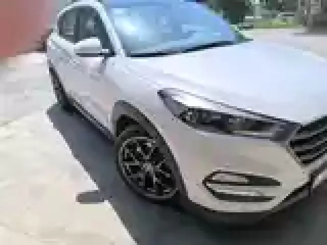 Hyundai Tucson, 2015 1, avtobaza.tj