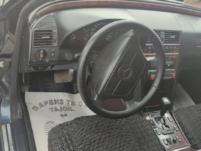 Mercedes-Benz E class 1, avtobaza.tj