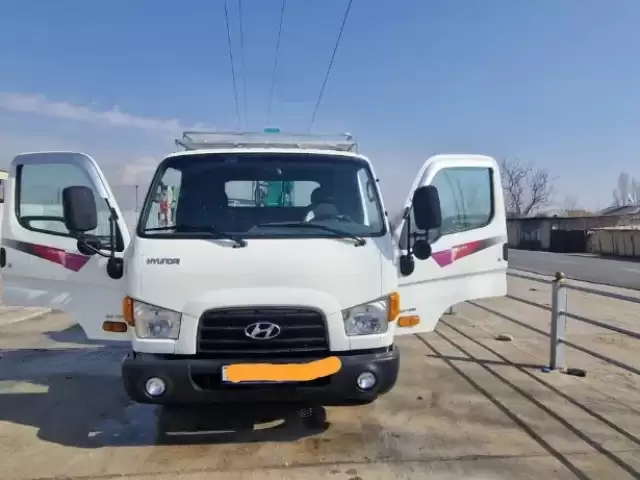 Манипулятор Hyundai mighty, 2014 1, avtobaza.tj