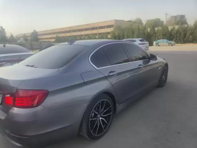 BMW 5 Series 528, 2013 1, avtobaza.tj