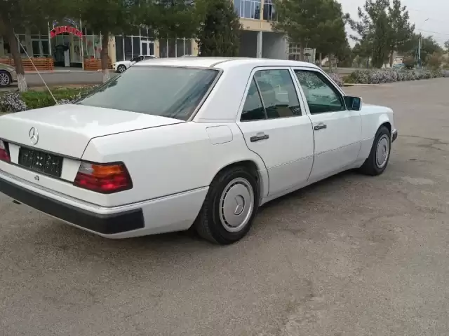 Mercedes-Benz W124, 1991 1, avtobaza.tj Mercedes-Benz W124, 1991 1, avtobaza.tj