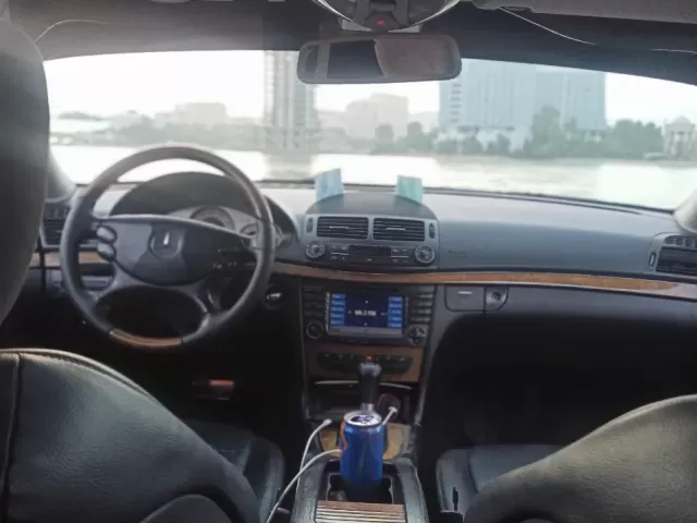 Mercedes-Benz E class, 2008 1, avtobaza.tj