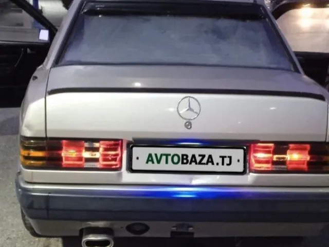 Mercedes-Benz W201 1, avtobaza.tj