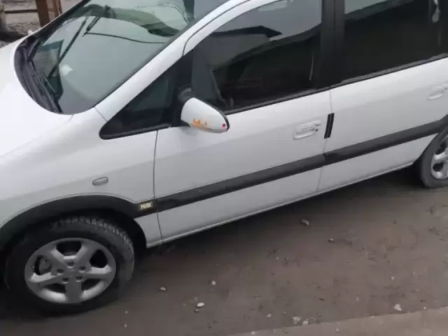 Opel Zafira, 2004 1, avtobaza.tj
