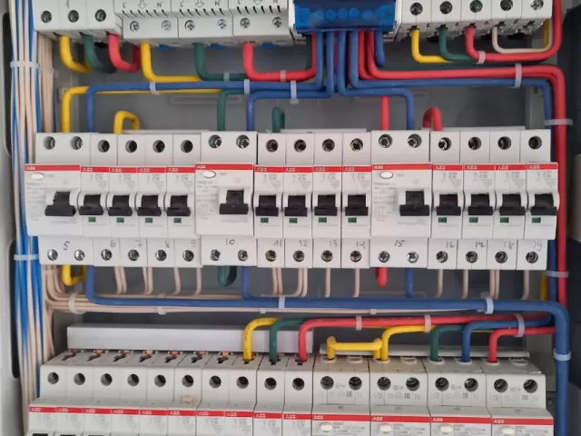 Услуги электрика 1, farmo.tj