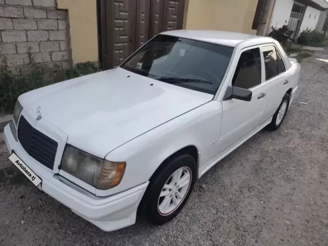 Mercedes-Benz E class 1, avtobaza.tj