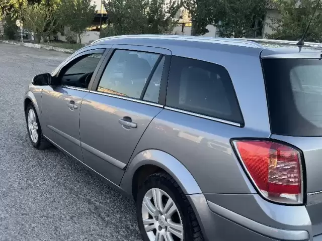 Opel Astra H, 2008 1, avtobaza.tj