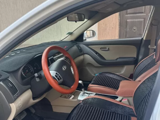 Hyundai Avante, 2009 1, avtobaza.tj