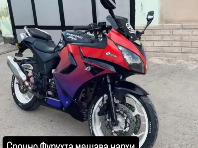 Kawasaki мотоцикл, 2021 1, avtobaza.tj