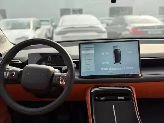 GAC Aion V, 2024 1, avtobaza.tj