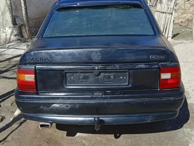 Opel Vectra A, 1993 1, avtobaza.tj