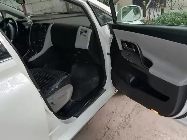 Toyota Mark X ZiO, 2007 1, avtobaza.tj