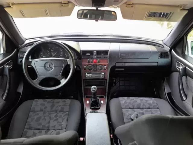 Mercedes-Benz C class 1, avtobaza.tj