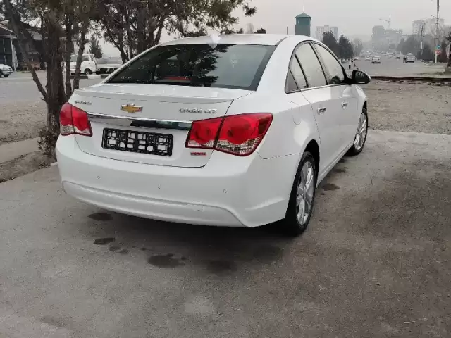 Chevrolet Cruze, 2014 1, avtobaza.tj