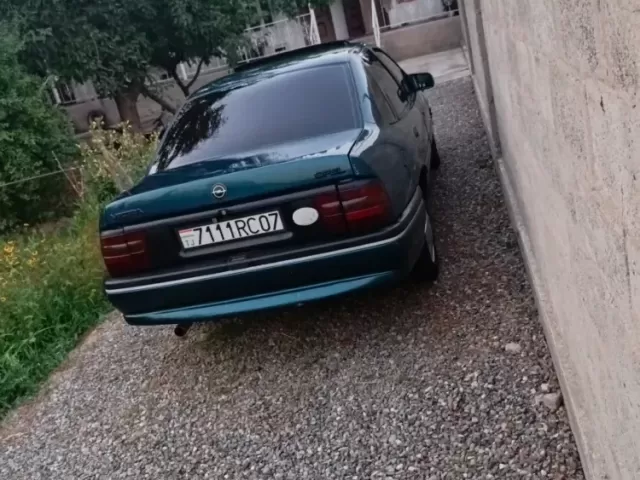 Opel Vectra A, 1995 1, avtobaza.tj