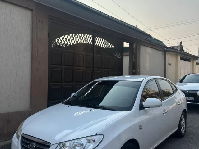 Hyundai Avante, 2009 1, avtobaza.tj
