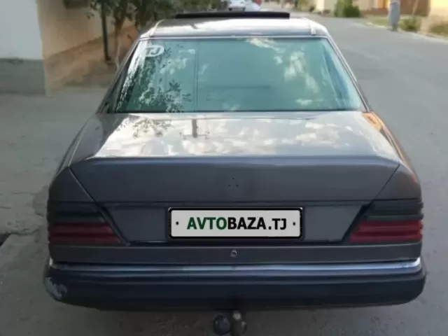 Mercedes-Benz W124 1, avtobaza.tj