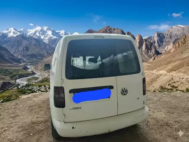Volkswagen Caddy, 2009 1, avtobaza.tj