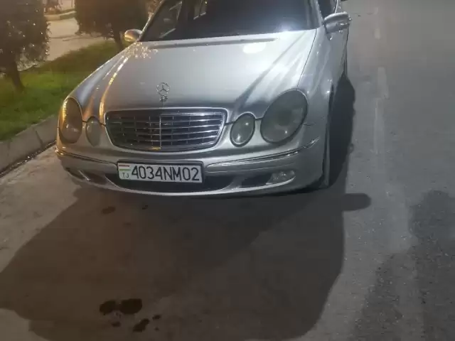 Mercedes-Benz E class, 2002 1, avtobaza.tj