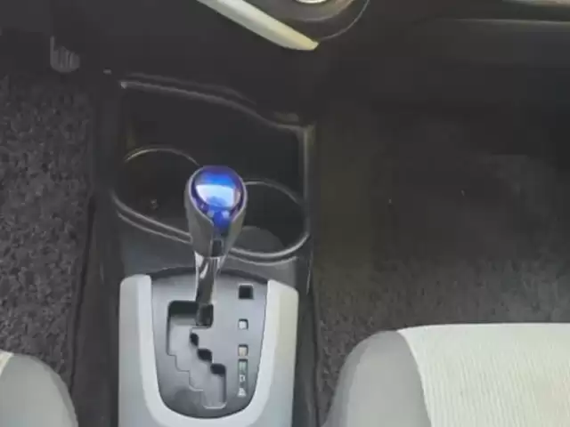 Toyota Aqua, 2014 1, avtobaza.tj