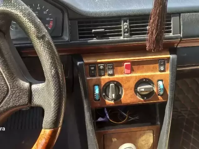 Mercedes-Benz W124, 1994 1, avtobaza.tj