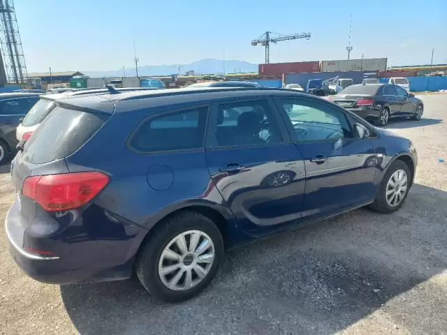 Opel Astra J, 2014 1, avtobaza.tj