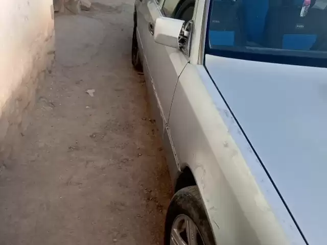 Mercedes-Benz W124, 1991 1, avtobaza.tj