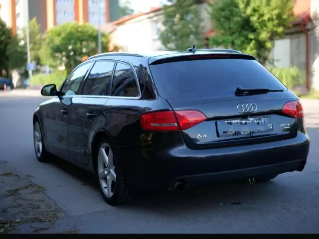 Audi A4 1, avtobaza.tj