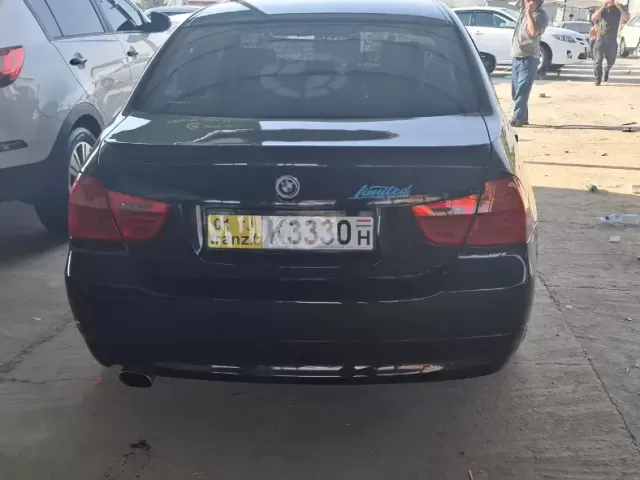 BMW 3 Series 320i, 2009 1, avtobaza.tj