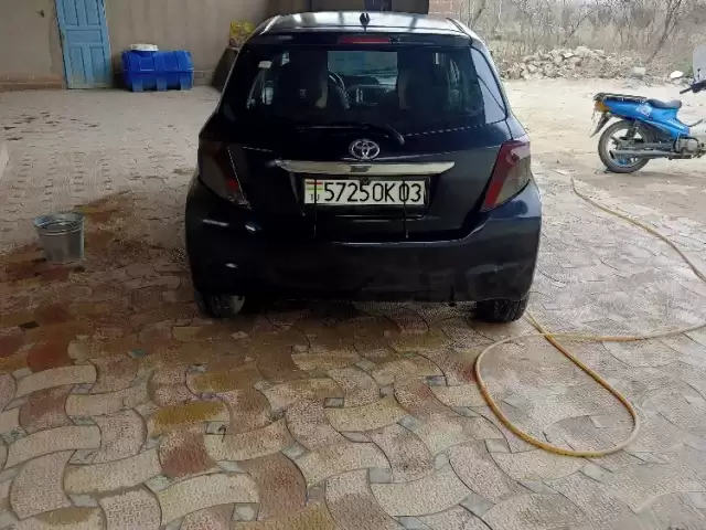 Toyota Vitz, 2011 1, avtobaza.tj