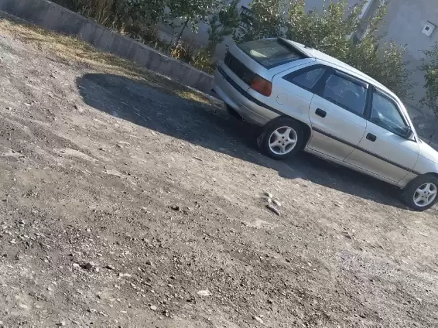 Opel Astra F, 1992 1, avtobaza.tj