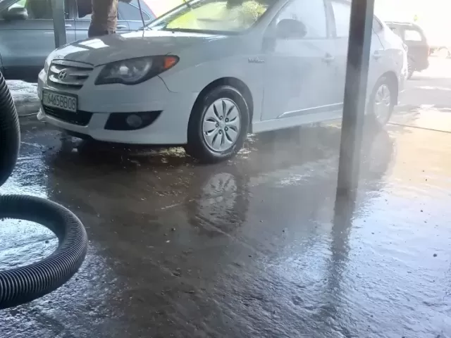 Hyundai Avante, 2010 1, avtobaza.tj