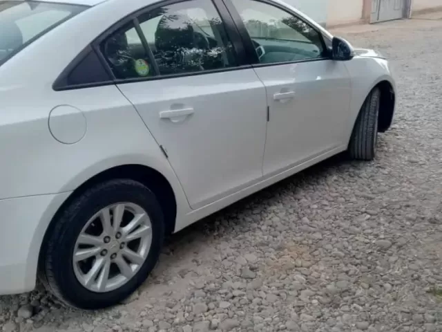 Chevrolet Cruze, 2014 1, avtobaza.tj