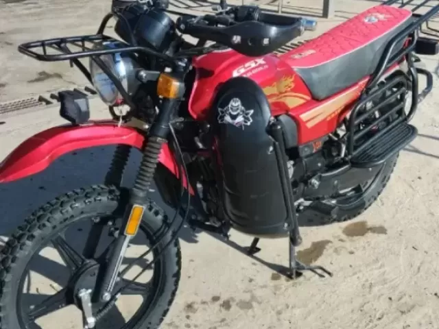 Suzuki мотоцикл, 2024 1, avtobaza.tj