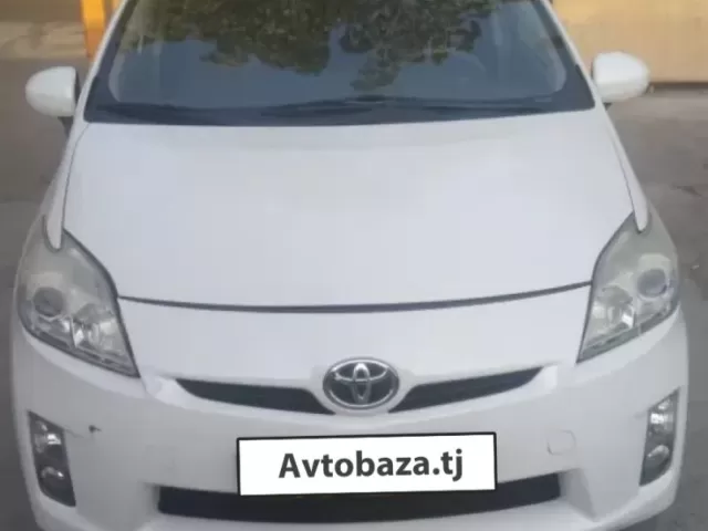 Toyota Prius 1, avtobaza.tj