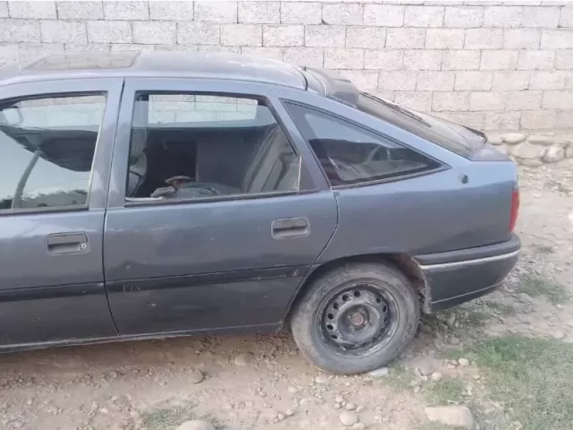 Opel Vectra A 1, avtobaza.tj