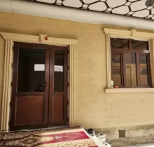 Дарвоза краска, фасад травертин в Худжанд - Farmo.tj 