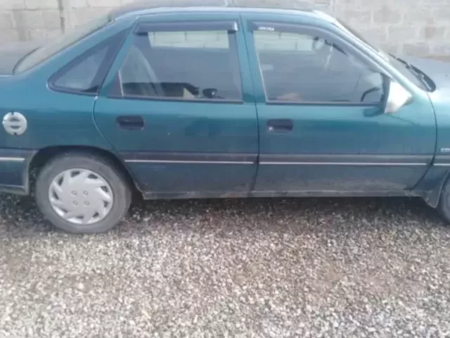 Opel Vectra A 1, avtobaza.tj