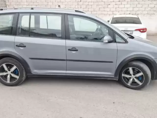 Volkswagen Touran, 2008 1, avtobaza.tj Volkswagen Touran, 2008 1, avtobaza.tj