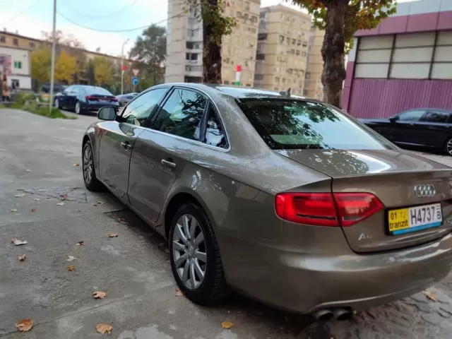 Audi A4, 2010 1, avtobaza.tj