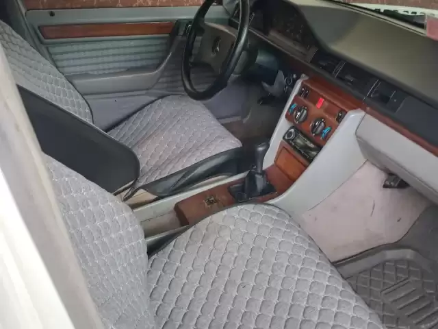 Mercedes-Benz W124, 1991 1, avtobaza.tj Mercedes-Benz W124, 1991 1, avtobaza.tj