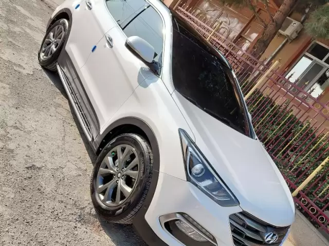 Hyundai Santa Fe, 2016 1, avtobaza.tj