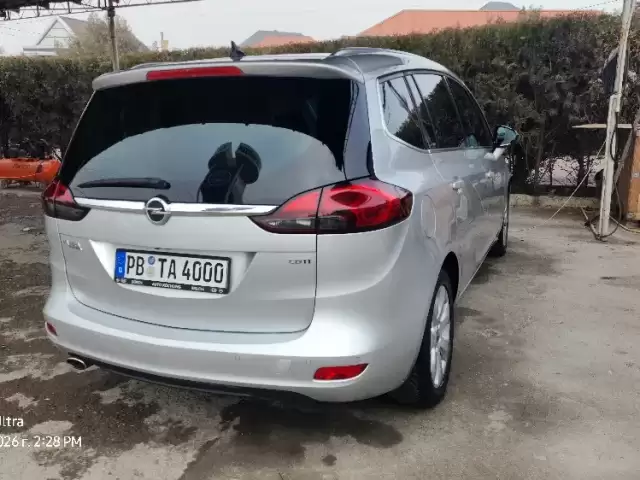 Opel Zafira, 2015 1, avtobaza.tj