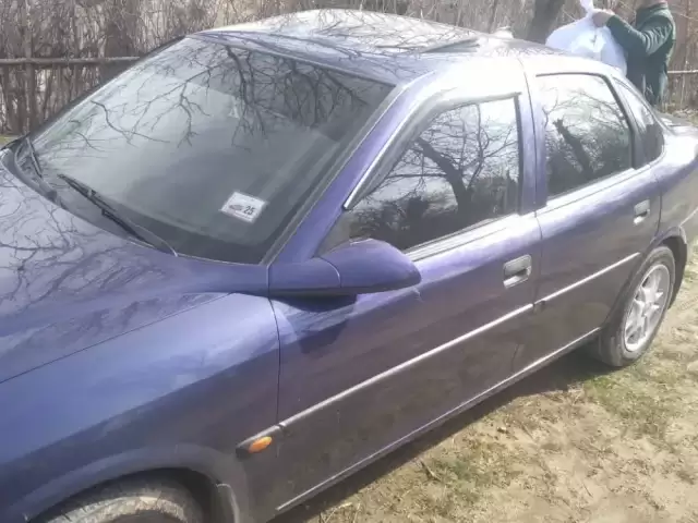Opel Vectra B, 1995 1, avtobaza.tj Opel Vectra B, 1995 1, avtobaza.tj