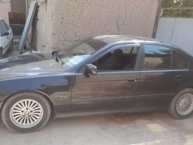 BMW 5 Series 525 1, avtobaza.tj