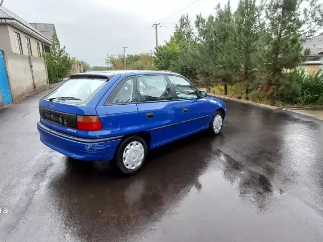 Opel Astra F 1, avtobaza.tj