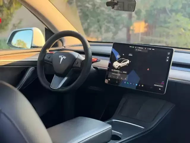 Tesla Model Y, 2023 1, avtobaza.tj